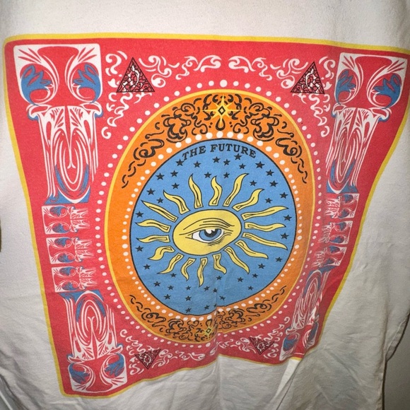 Vintage White Tee with Vibrant Tarot Sun ☀️ Eye 👁️ Graphic - Picture 1 of 8